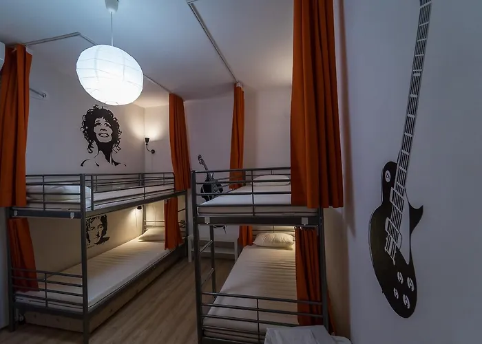 ホステル Pijama *